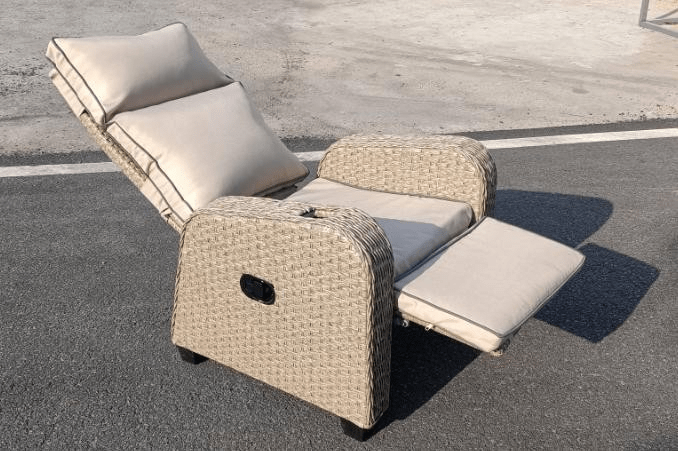 Beige Rattan Recliner JS-058